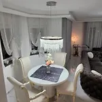 Exklusives 115 M Designer Kamin Spa-bad Balkon Lounge Apartament *