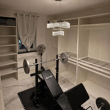 Exklusives 115 M Designer Kamin Spa-bad Balkon Lounge Fürth